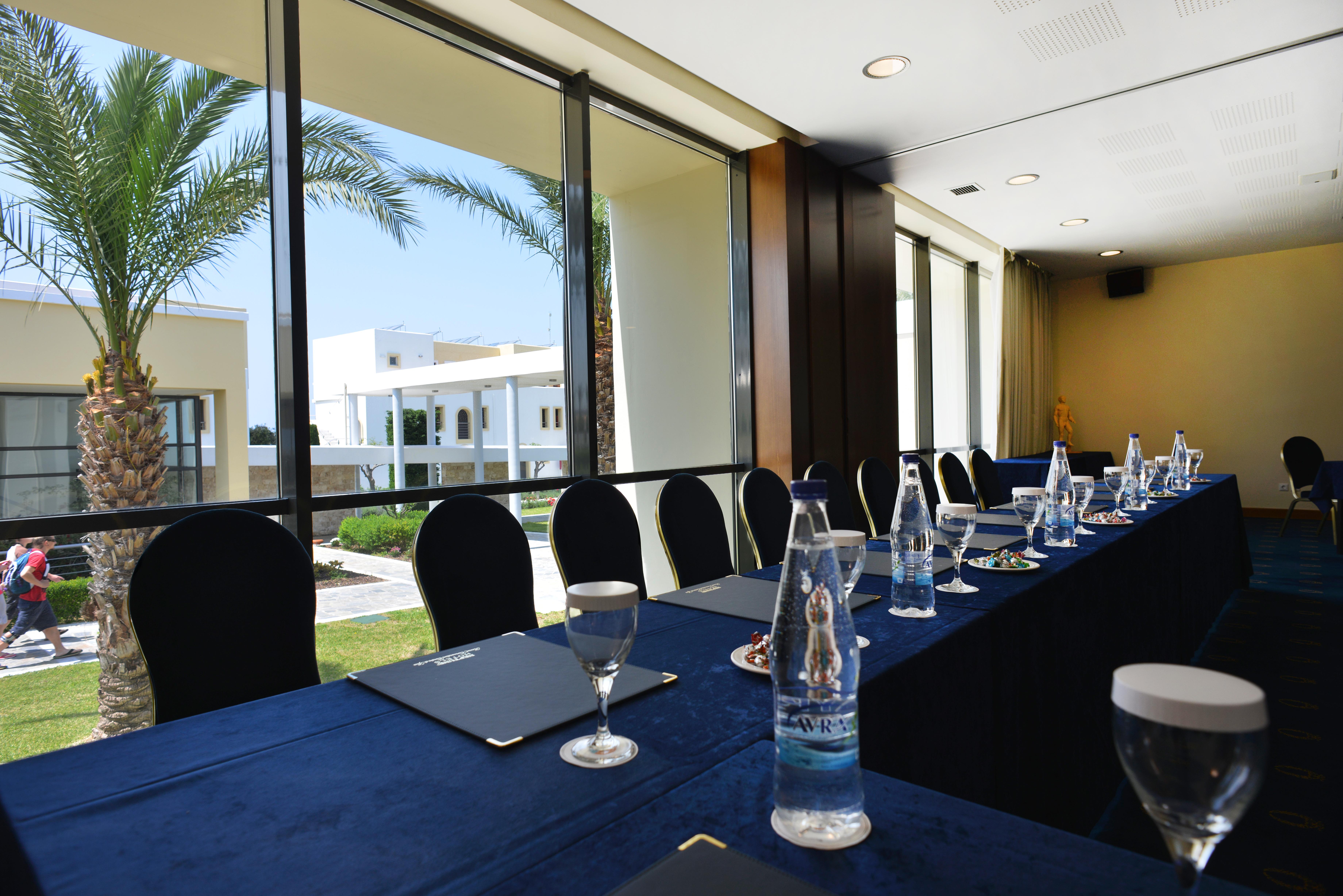 Neptune Luxury Resort Мастрихари Екстериор снимка
