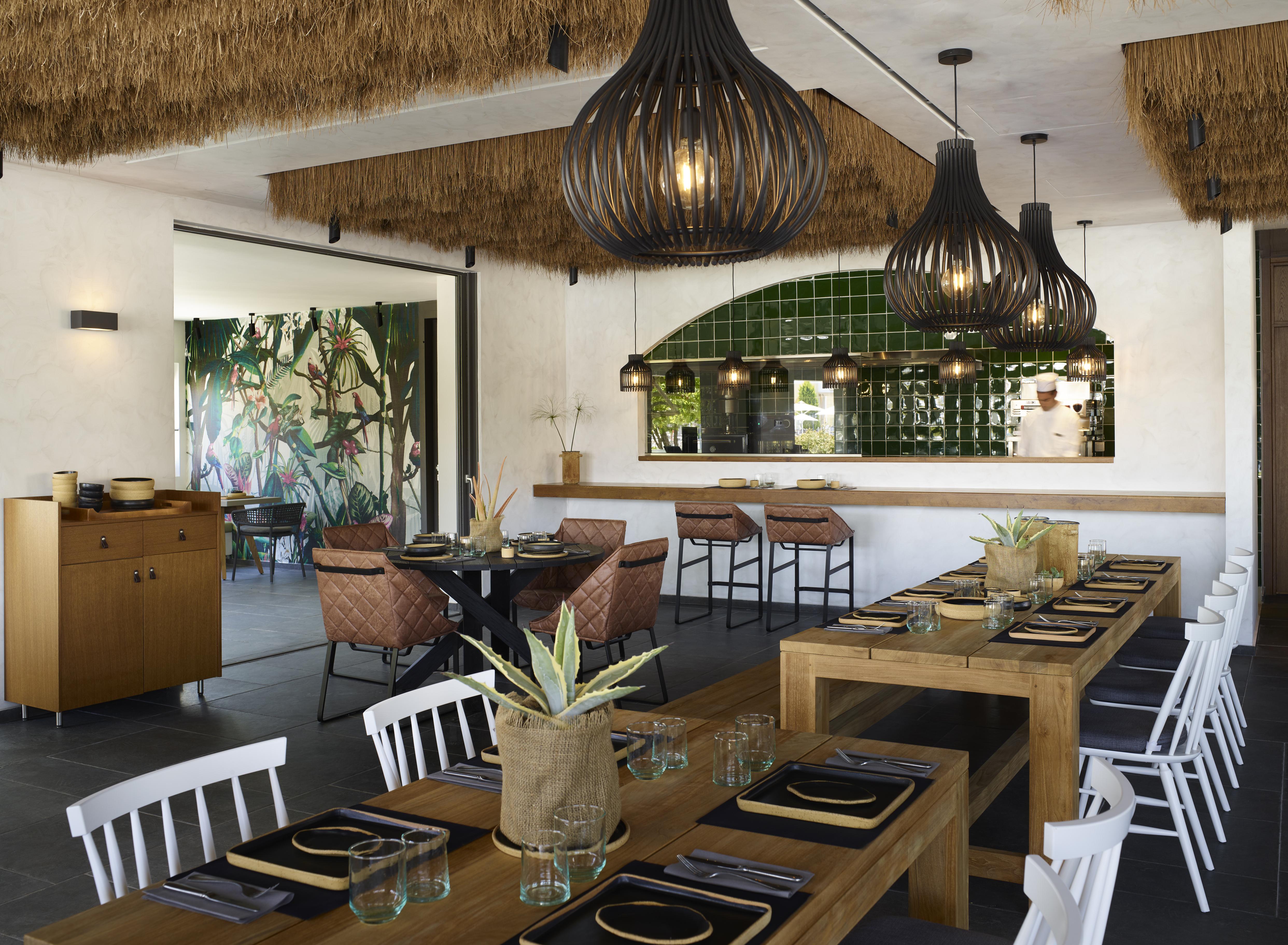 Neptune Luxury Resort Мастрихари Екстериор снимка